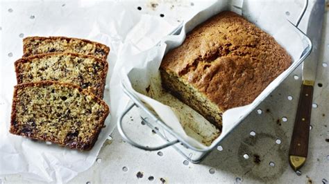 Easy Banana Loaf Cake Recipe by Mary Berry